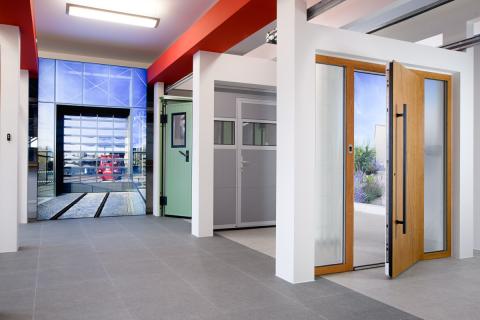 Showroom Trido, Thermo-Eingangstüren